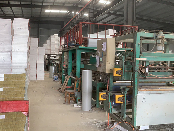 彩鋼板的特性是什么？